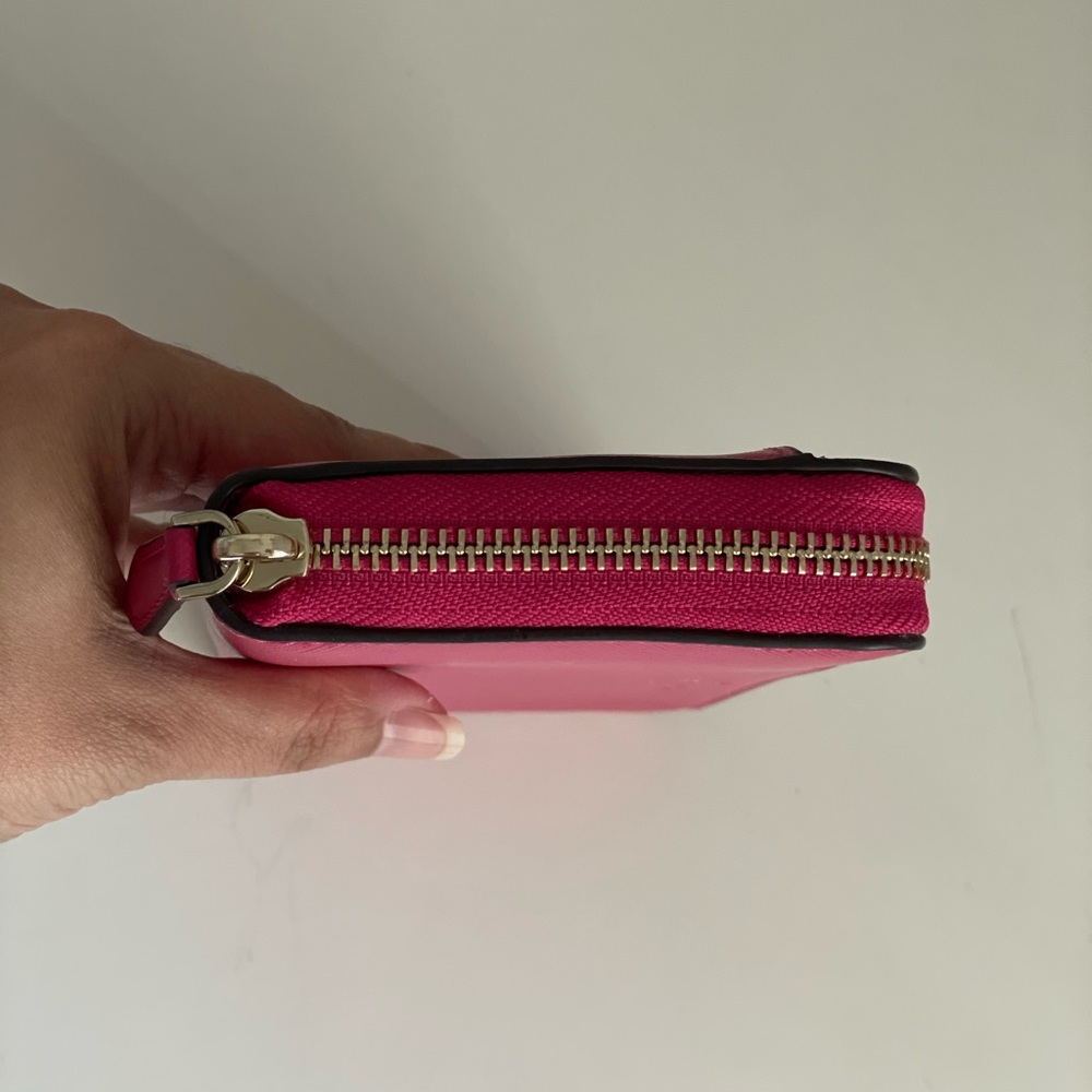 SOLD AUTHENTIC!!💎👜 Kate Spade Zip Around Wallet in Pink - Picture 6 of 12